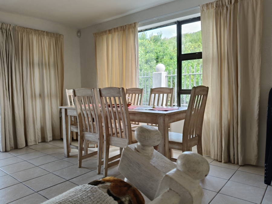 12 Bedroom Property for Sale in Paradise Beach Eastern Cape